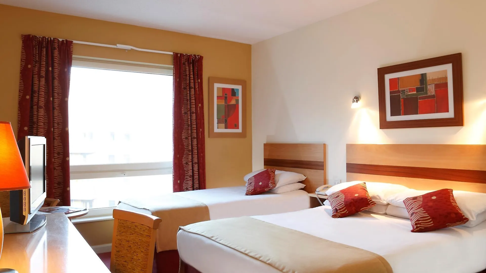 Leonardo Hotel Dublin Parnell Street