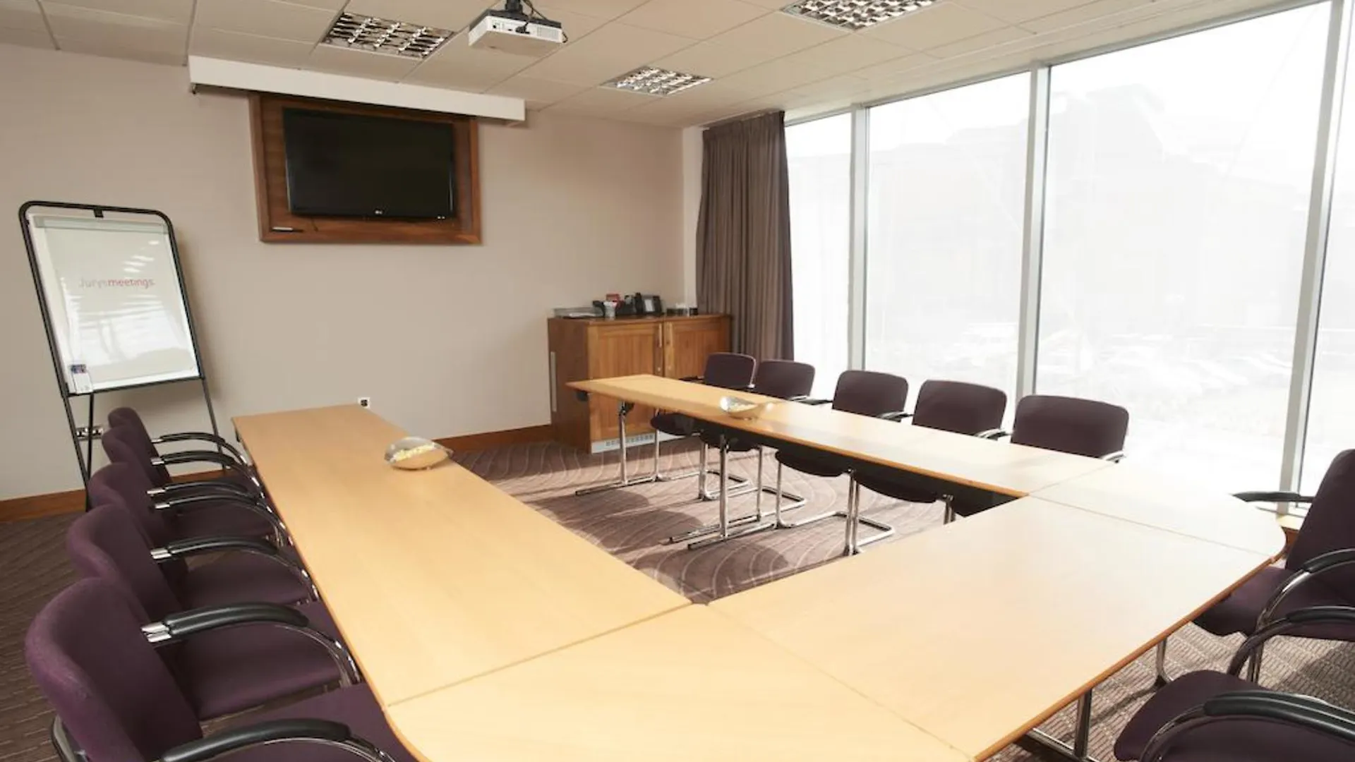 Leonardo Hotel Dublin Parnell Street 4*,