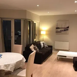 2 Bedroom Spacious And New Centre Dublin