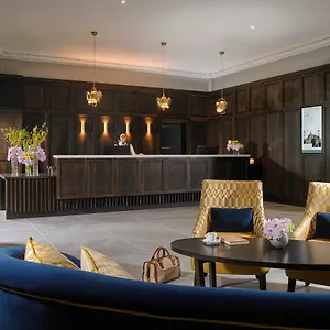 Court & Leisure Centre İrlanda