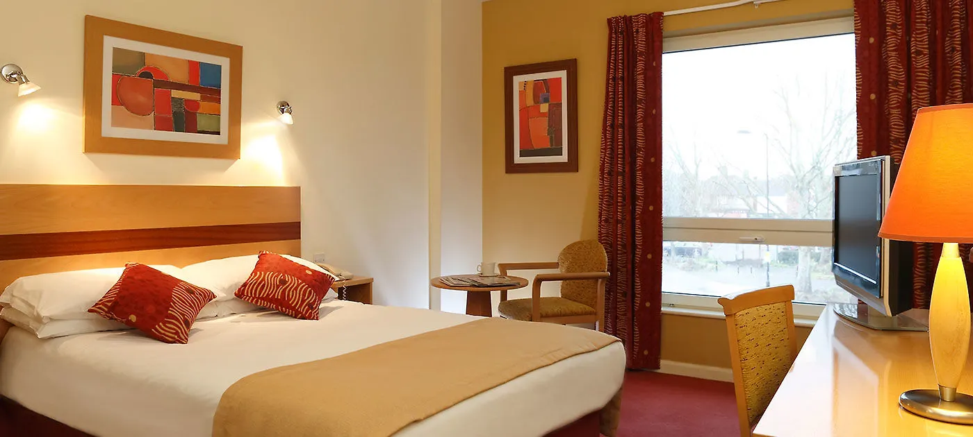 Leonardo Hotel Dublin Parnell Street 4*,