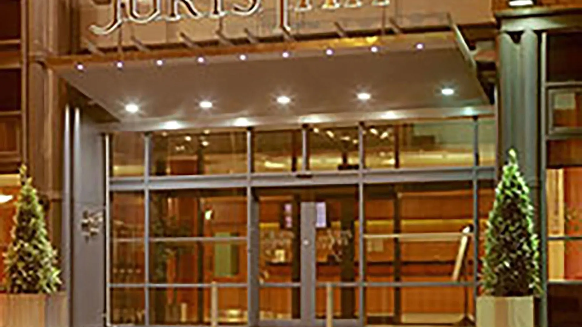 Leonardo Hotel Dublin Parnell Street 4*,